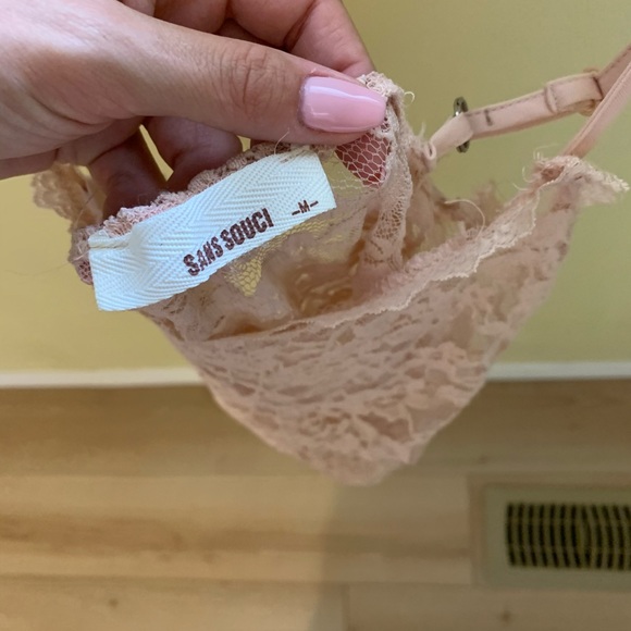 Cream Sans Souci floral mesh bodysuit - Picture 4 of 6